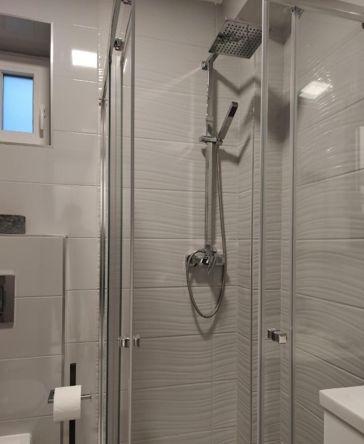 Aqua Solar Apartmanhaz Miskolc Eksteriør bilde